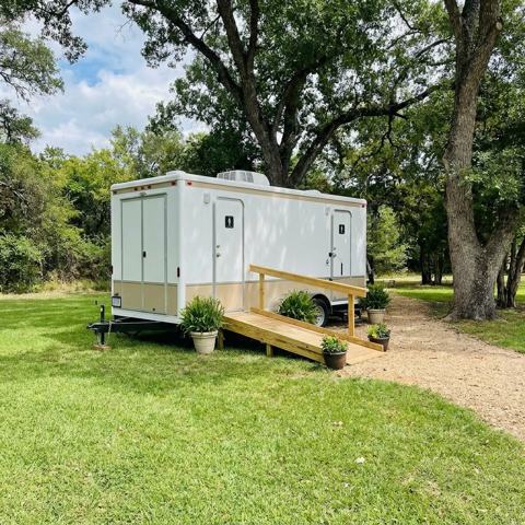 Restroom trailer rental in Tucson, Arizona